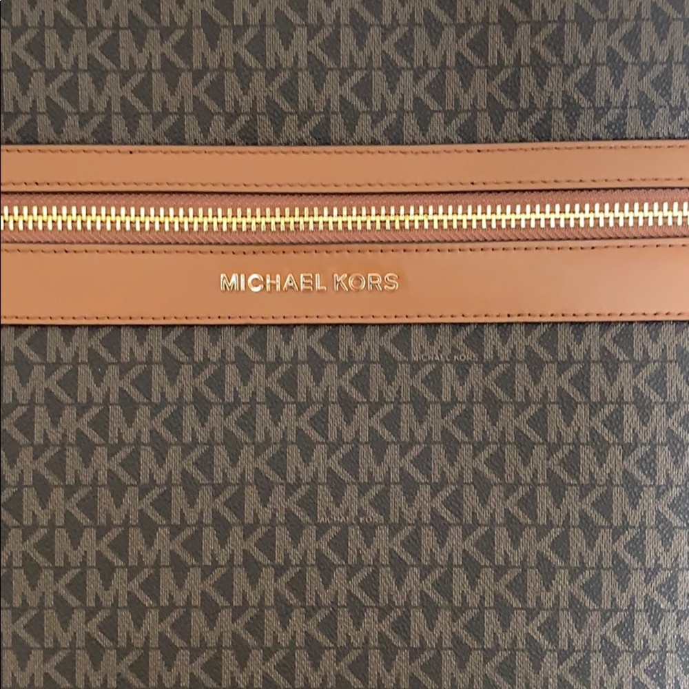 Michael Kors brown Trolley - Picture 3 of 7